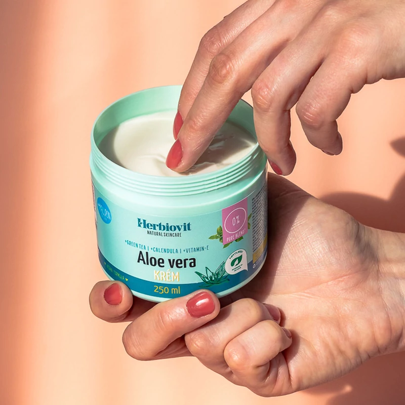 aloe vera vegán hidratáló krém
