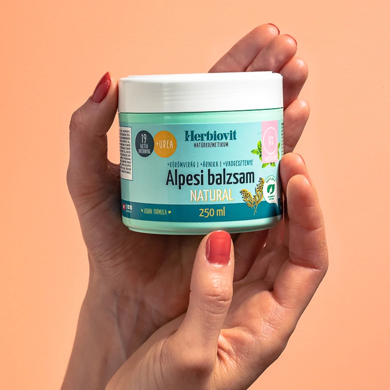 Herbiovit Alpesi mesterbalzsam NATURAL - 19 aktív hatóanyaggal (250 ml)